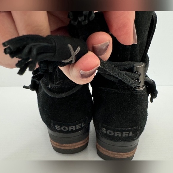 Sorel Farah Boots - Picture 10 of 13